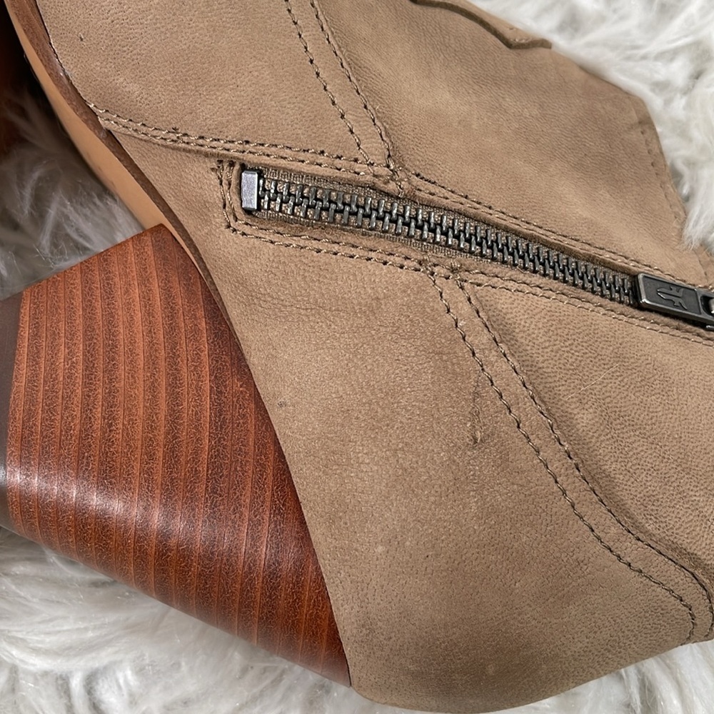 FRYE Reina Bootie 79258 Leather Brown Nubuck Slip On Ankle Booties Boots Sz 8.5 - Picture 8 of 16